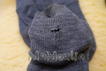 comment-reparer-trou-longies-vêtements-laine-manymonths-mamoulia-17
